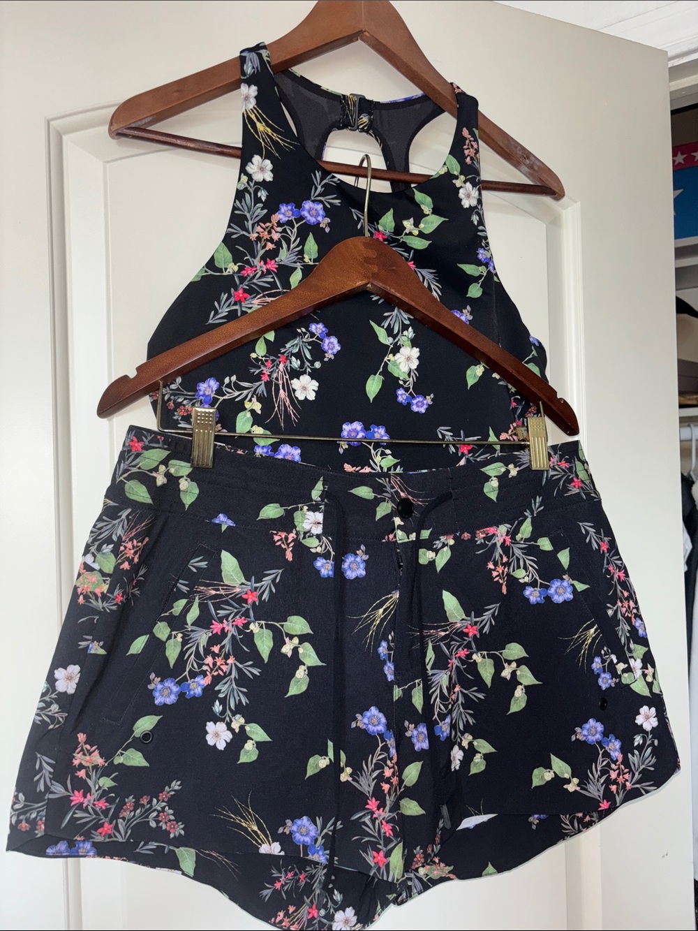 ATHLETA Women’s Swim Padded Tankini & Shorts Set Black Floral 38D/DD & Size 10